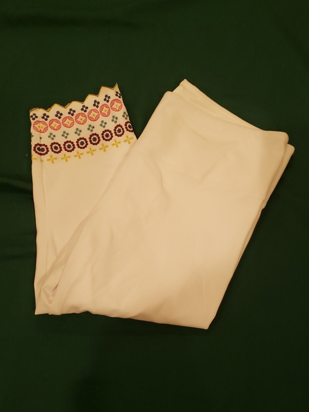 White Capri / Ankle Length Leggings Intro Love the Fit Tummy Control Womens